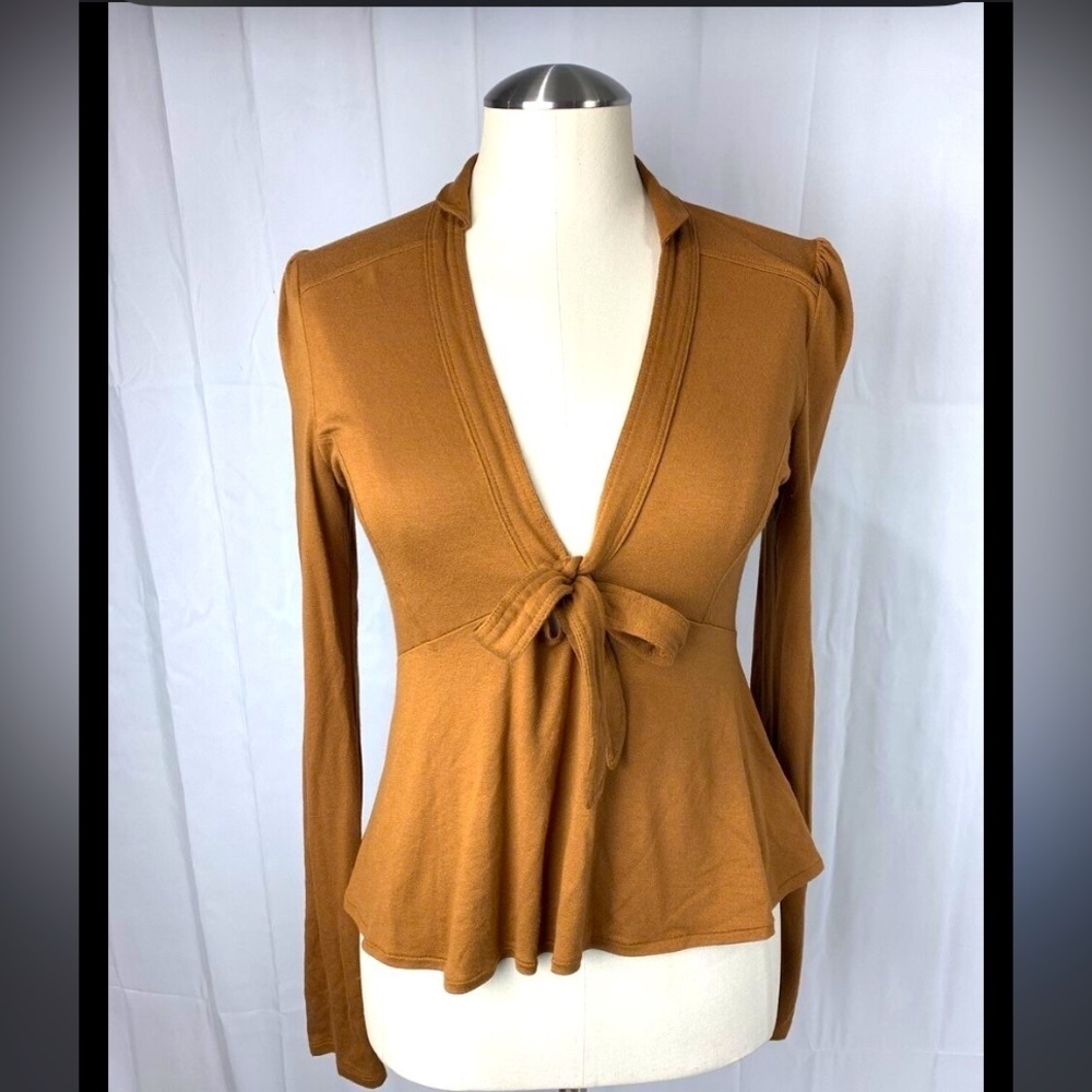 Free people tan bow front long sleeve Xs boho casual winter spring classic